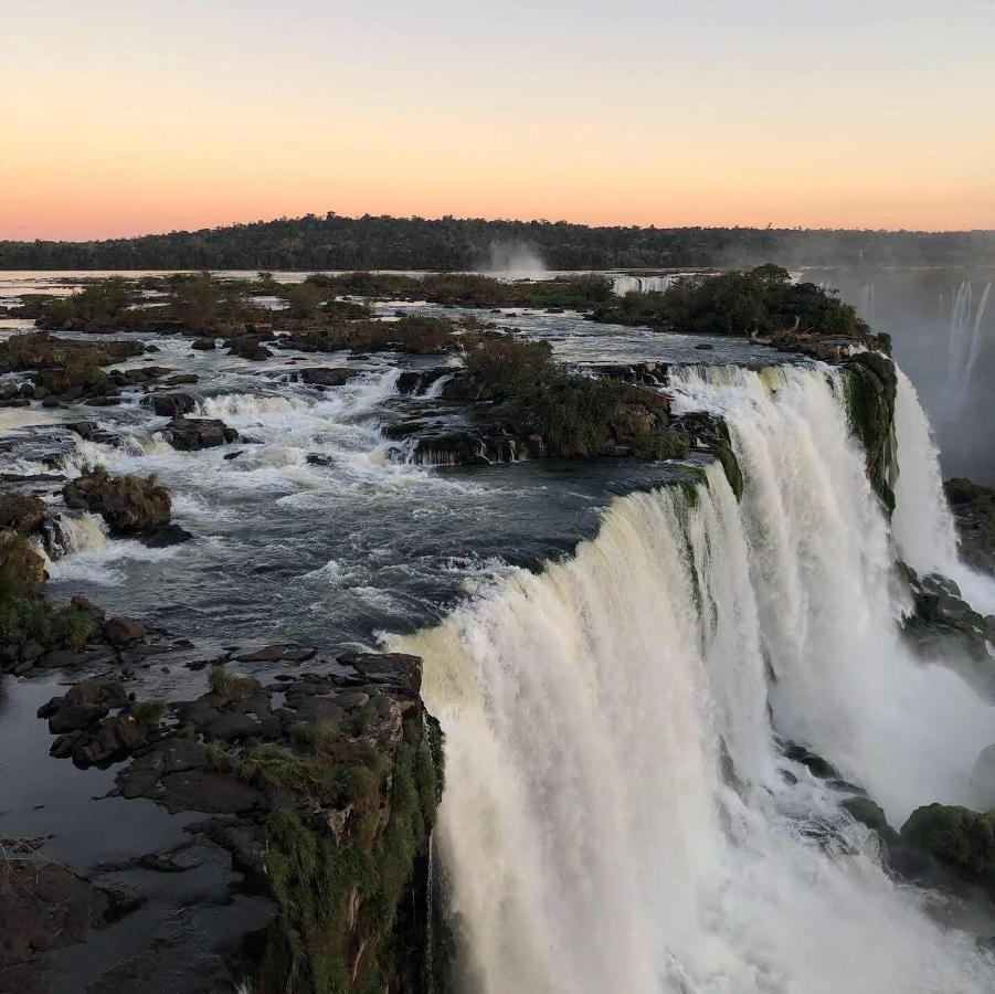 Apê confortável no coração de Foz! TÉRREO Foz do Iguaçu Esterno foto